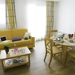 Résidence Pierre&vacances La Baie Des Sables Aparthotel 3*