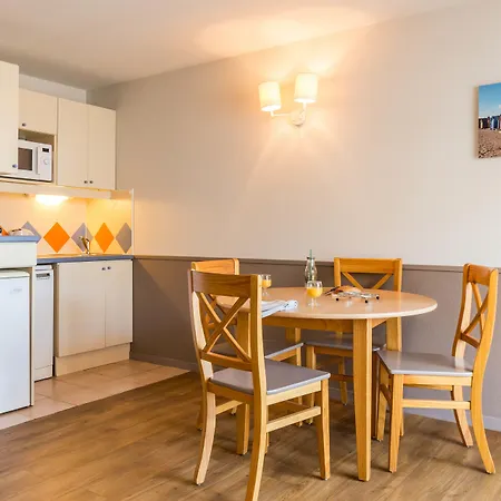 מלון דירות Pierre & La Baie Des Sables