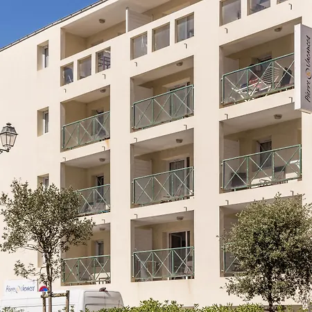 Apartmanhotel Pierre & La Baie Des Sables