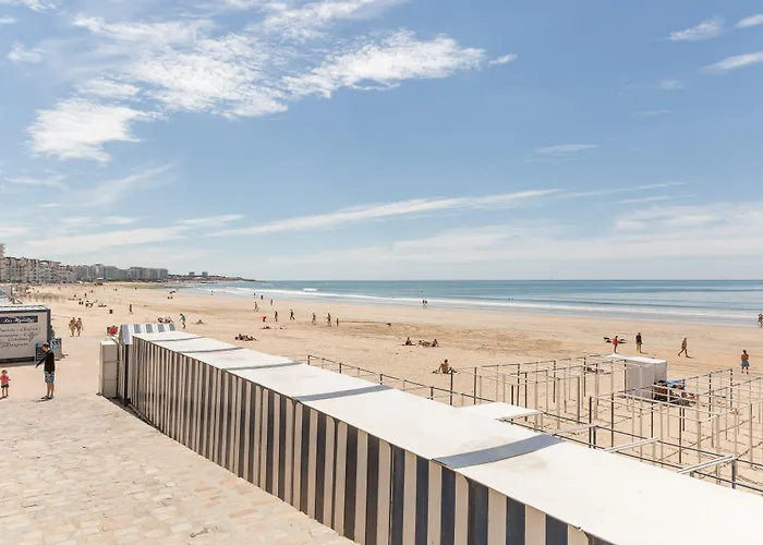 Pierre & La Baie Des Sables Les Sables-dʼOlonne