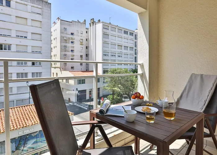 Pierre & La Baie Des Sables 3*