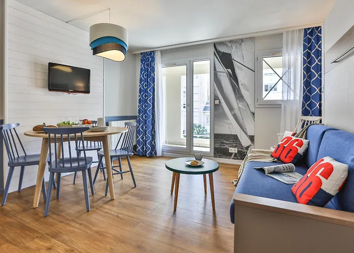 Pierre & La Baie Des Sables Apart Otel 3*