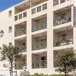 Lejlighedshotel Pierre & La Baie Des Sables