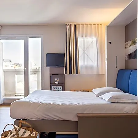 Pierre & La Baie Des Sables 3* Les Sables-dʼOlonne