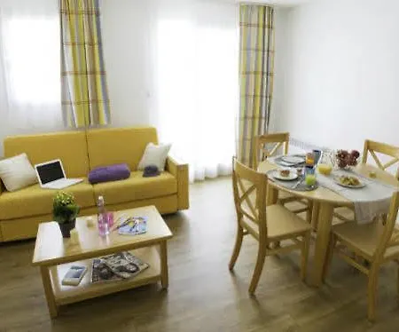 Résidence Pierre&vacances La Baie Des Sables Apartahotel 3*