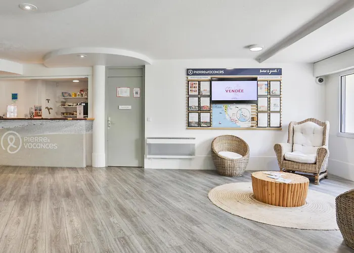 Résidence Pierre&vacances La Baie Des Sables Appart hôtel