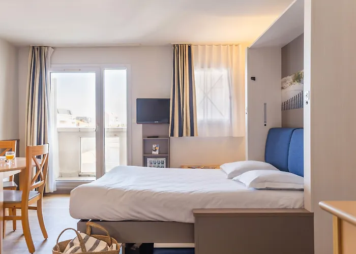 Appart hôtel Résidence Pierre&vacances La Baie Des Sables 3*